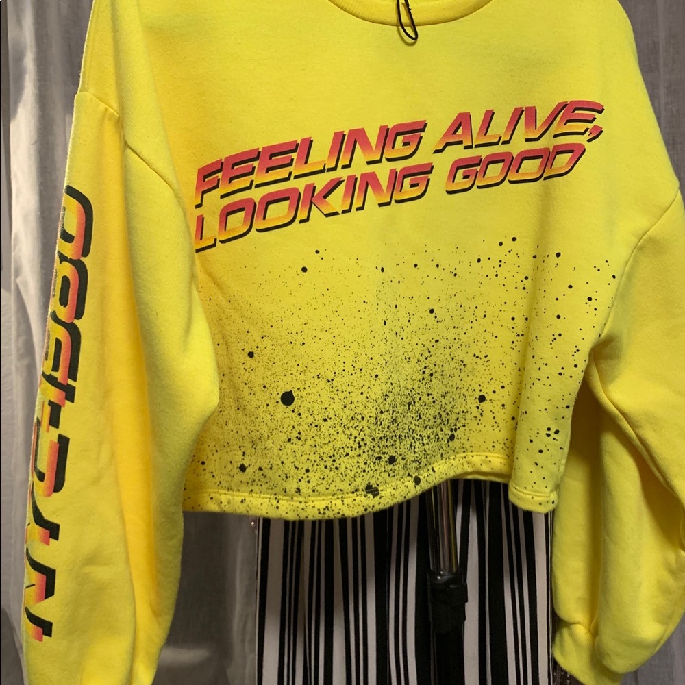 Yellow crop top Zara sweater.